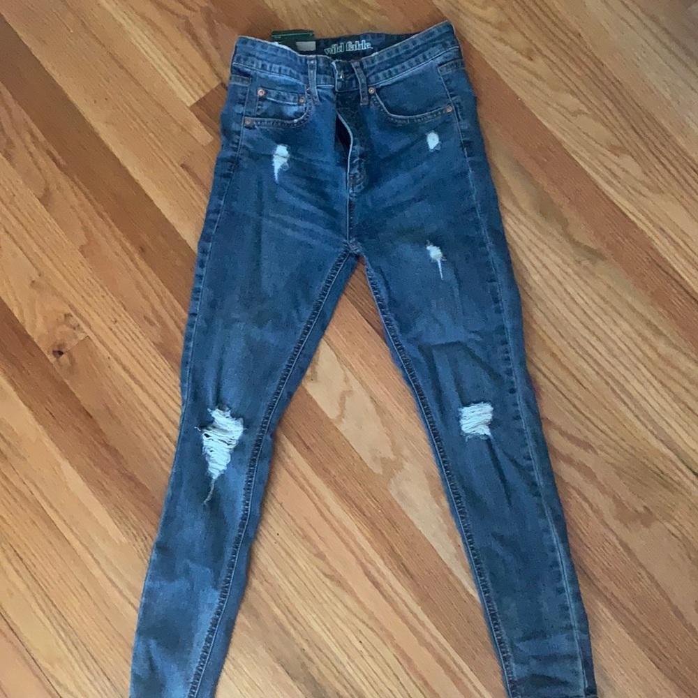 Skinny blue jeans with tags, brand new